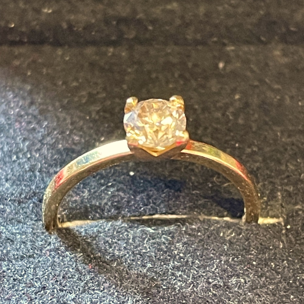 Solitaire Engagement Ring with 0.50 Carat TW of Diamonds in 18KT YG